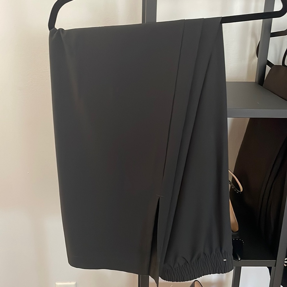 Abercrombie | M | Onyx | Traveler Track Pants | SKU: 649074611 | Wore once